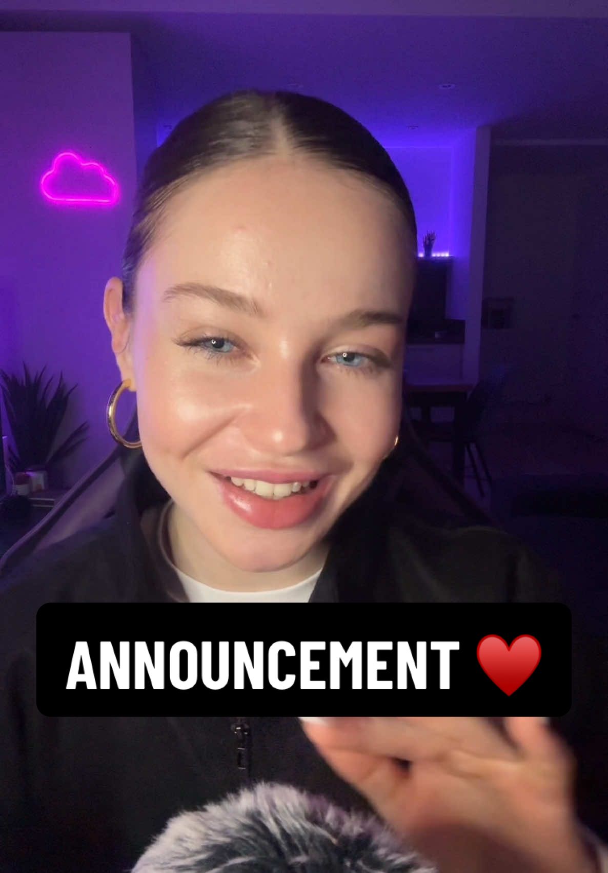 I’m live on YouTube tomorrow night @9pm UK time♥️ can’t wait🥰 #asmrlive#asmrrelax#livestream#asmrvideo#asmr#fyp 