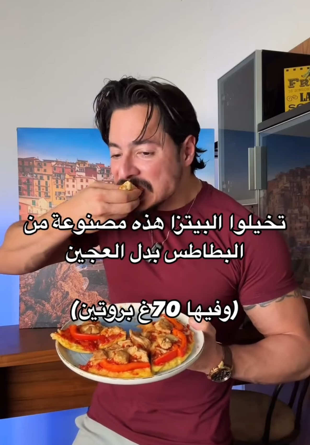 بيتزا مصنوعة من البطاطس والدجاج🍕👨🏻‍🍳 🍗🧀!!  سهل وسريع التحضير !! المقادير:  • ٢ بطاطس مسلوق • صدور دجاج (١٠٠غ بعد الطبخ) مشوية مع ملح وفلفل اسود  • جبنة موزاريلا  (٨٠غ)  • ٣ بيض • ملح وفلفل اسود • بودرة ثوم، بودرة بصل  • فلفل احمر • صلصة بيتزا تابعوا اذا حابين تشوفوا وصفات صحية 💪 Potato & chicken pizza🍕👨🏻‍🍳   easy and quick to prepare Ingredients: • 2 boiled potatoes  • chicken breasts (100g cooked) grilled with salt & black pepper  • mozzarella  (80g) • 3 eggs • salt & black pepper  • garlic powder & onion powder  • red pepper  • pizza sauce  Follow up if you want to see more healthy recipes💪 #healthyfood #اكل_صحى #healthyrecipes #وصفات_سهله #pizza #بيتزا 