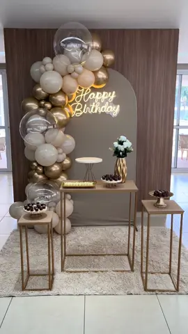 Decoração de aniversário em tons de nude ✨ #decor #aniversario #baloes #arcodeglobos #f #decoracaoaniversario 
