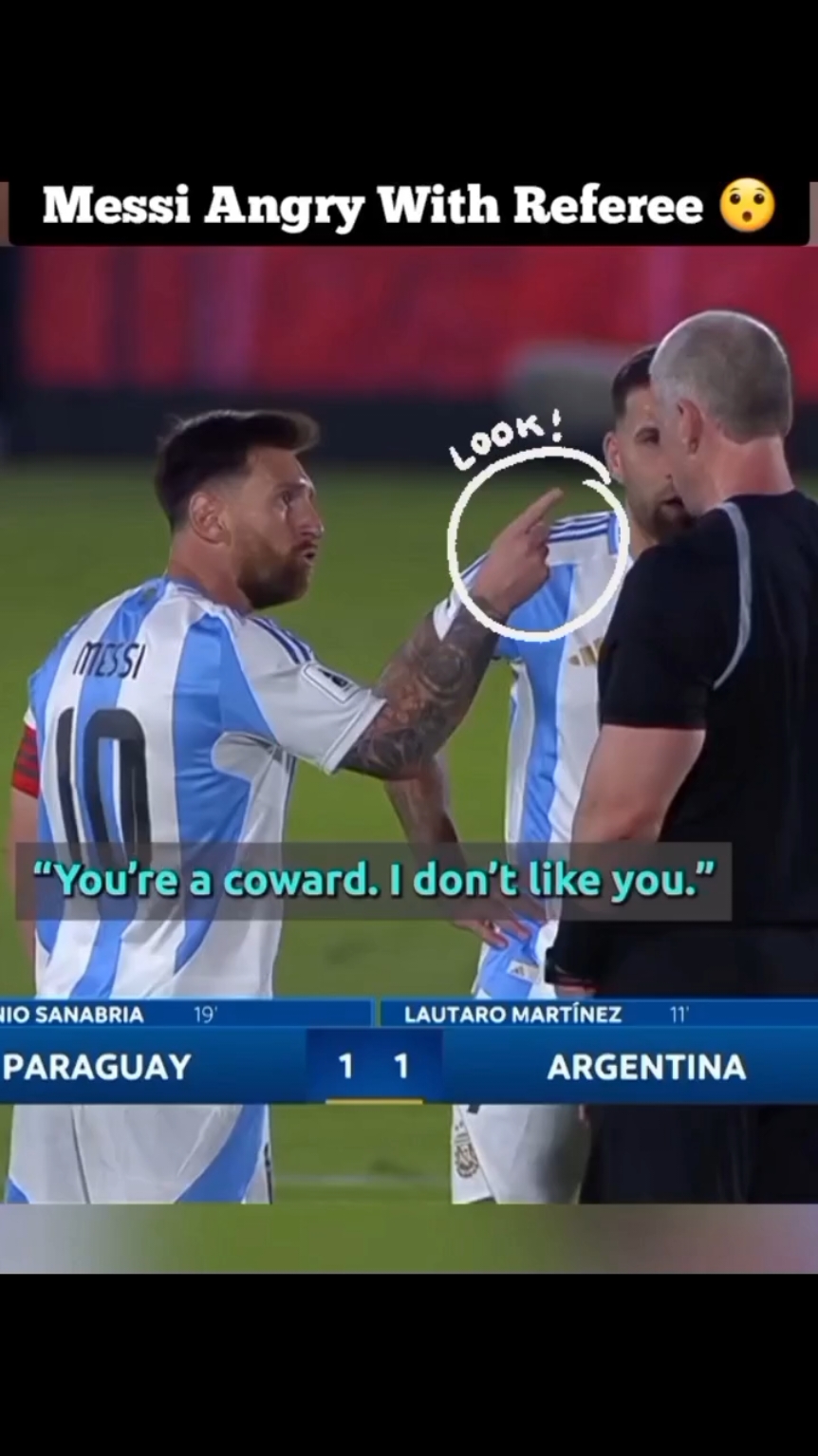 Messi Angry 😠 with Referee  Argentina vs Paraguay match  #messi #football #fans  #argentina #paraguay 