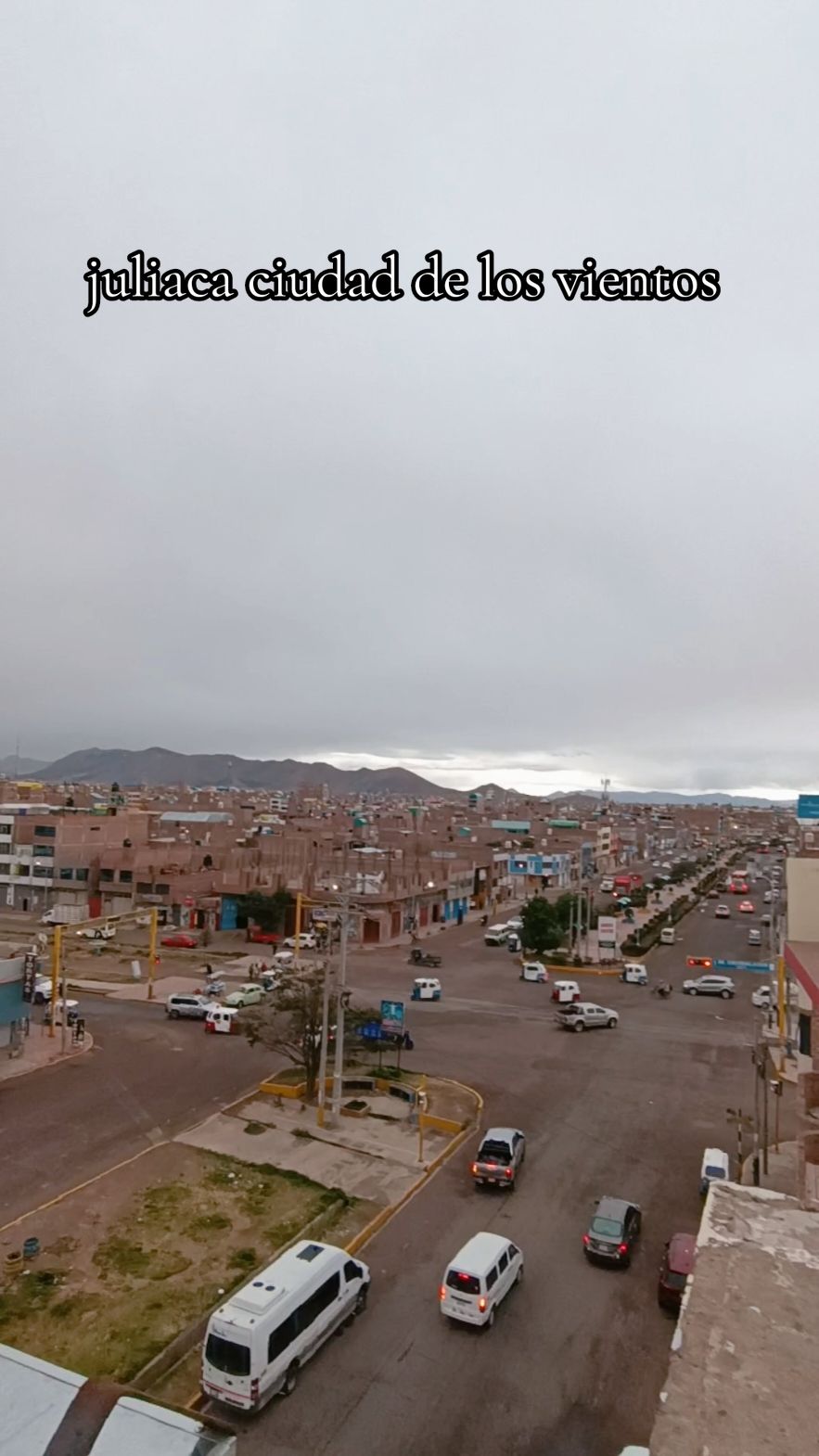 #juliaca #puno #peru🇵🇪 #viaje #aventura #vistaaerea #CapCut #paseo #viento🦙🦙🚙 