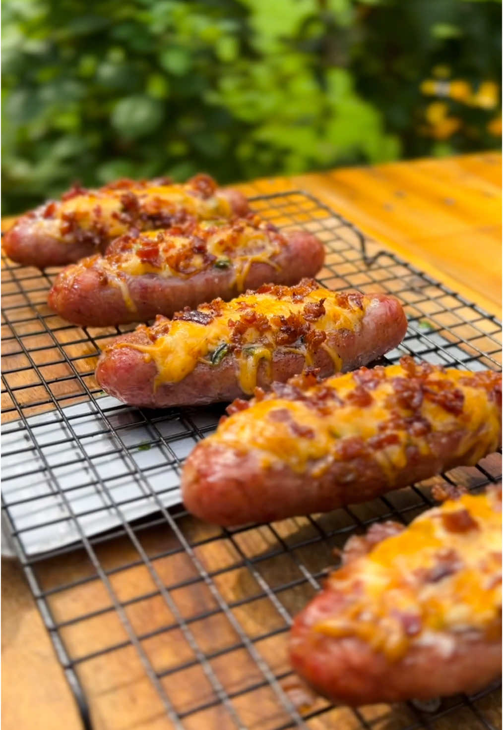 Smoked Sausage Boats make a perfect weeknight meal if you’re craving a smokey, delectable treat. This is what you’ll need to score big: -5 pack brat sausages -8oz cream cheese -BBQ seasoning -Diced poblano peppers -BBQ sauce -Shredded Colby Jack cheese  -Bacon pieces So simple and so insanely good 🔥🔥🔥 Credit to @chilesandsmoke for the recipe inspiration 🙌