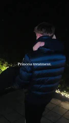 a man who carries you when your feet hurts #fyp #viral #couple 