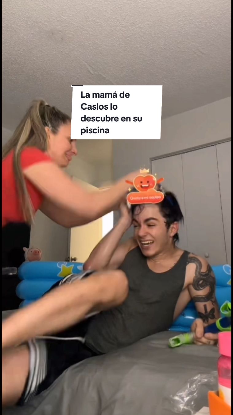 Ay @Carlos Alberto Fuentes que hiciste! 🤣 #carlosalbertofuentes #carlosalberto #caslos #live #humor #fyp #foryou #parati #viral #tiktok #tiktoker #influencer #meme #memes #racha 