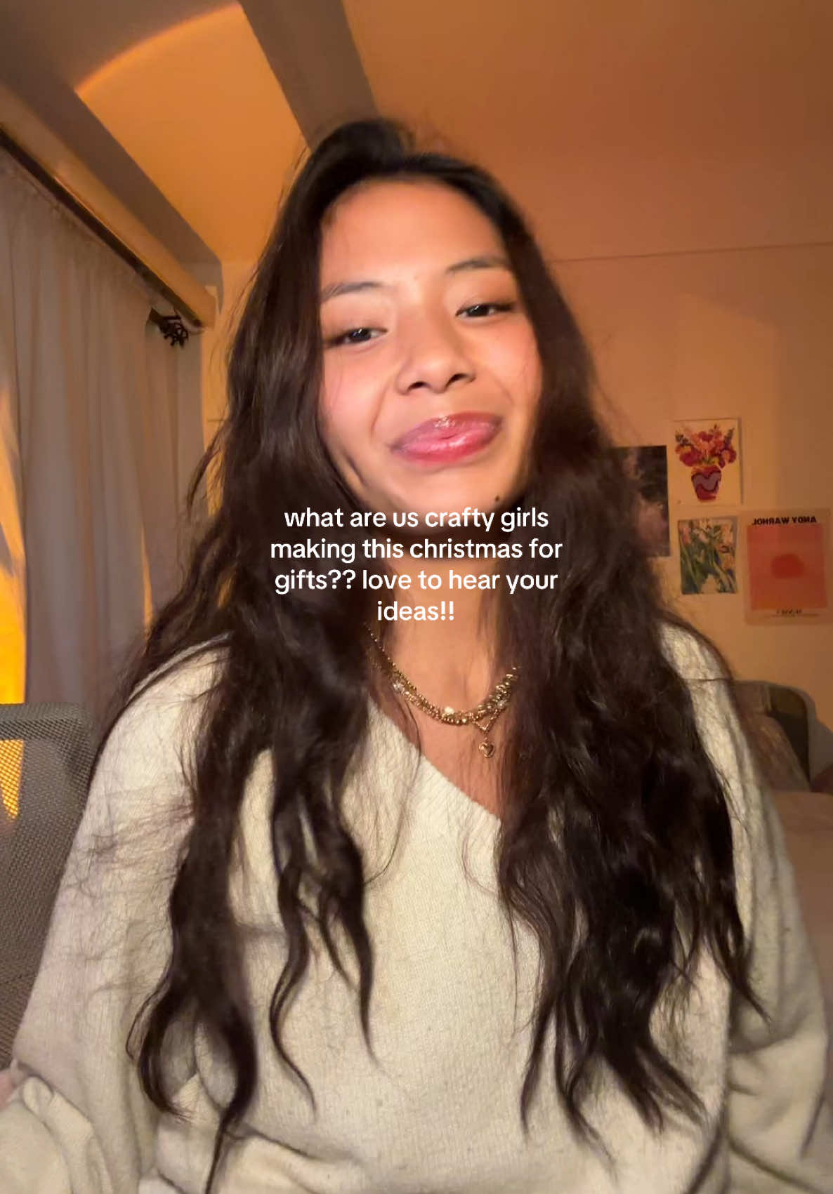 comment your gift ideas!! id love to hear them and compile them into a video :) #crafts #crafttiktok #hobbytiktok #hobbytok #diygift #diygiftideas #homemadegifts #giftideas #christmastiktok #craftideas 