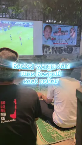 Reaksi warga dan mas @Respati Ardi saat nobar #nobar #warga #pucangsawit #indojepang🇲🇨🇯🇵 