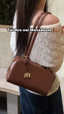 Lại là 1 em túi màu siuu hợp mùa đông í #motbonghoa 