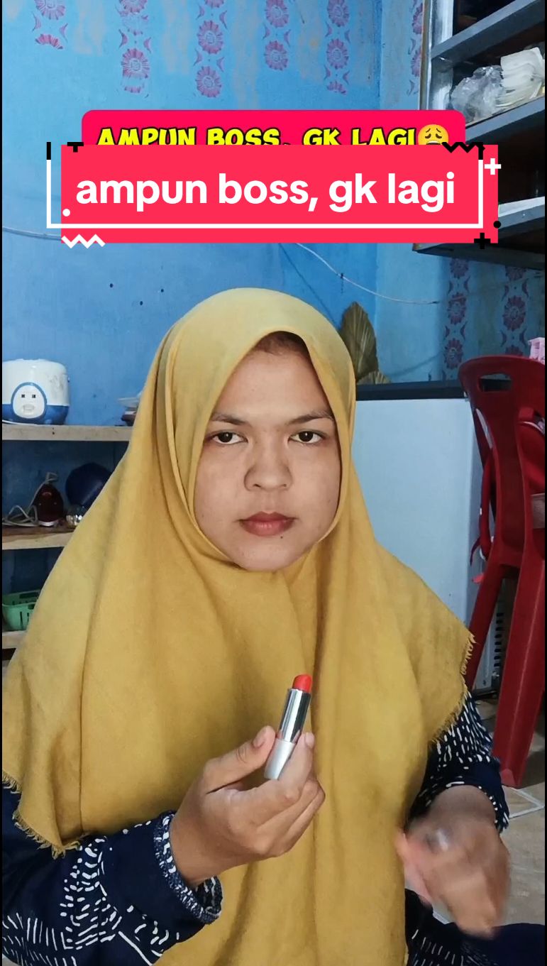 Salah orang aku, hampir aja aku kena😅😅😂😂 #makkelin #komedi  #idekonten #idekontenreels #ngakak  #videolucu  #videongakak  #videongakakkocak  #fypkomedi  #emakemak  #reels #reelsfyp #parodi