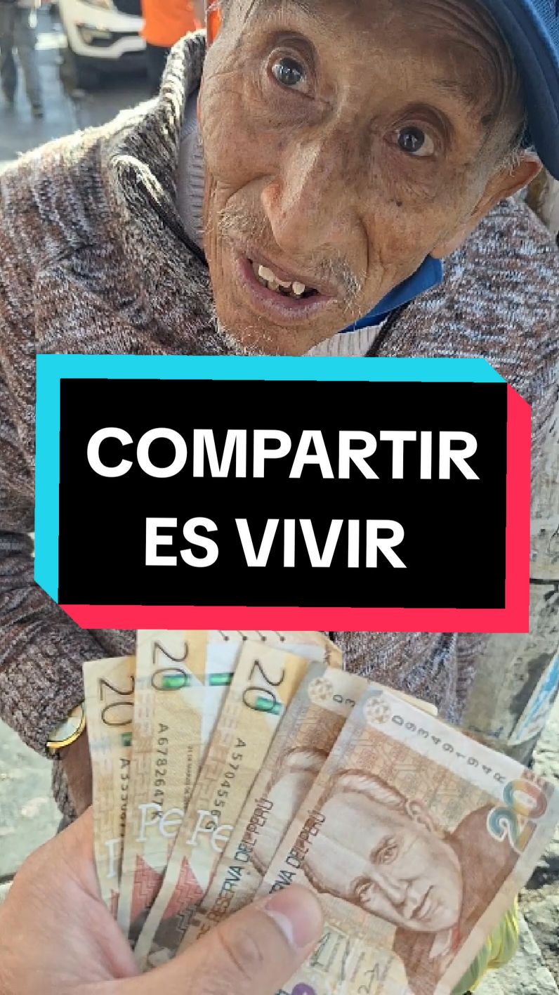 Compatir es vivir #ambulante #calle #ayuda #arequipa #anciano #compartir #earthsong #ayudasocial 