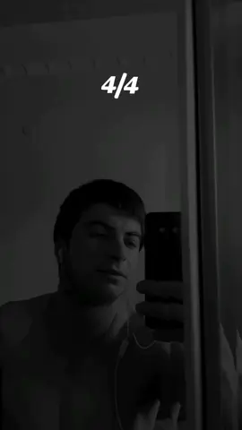 4/4