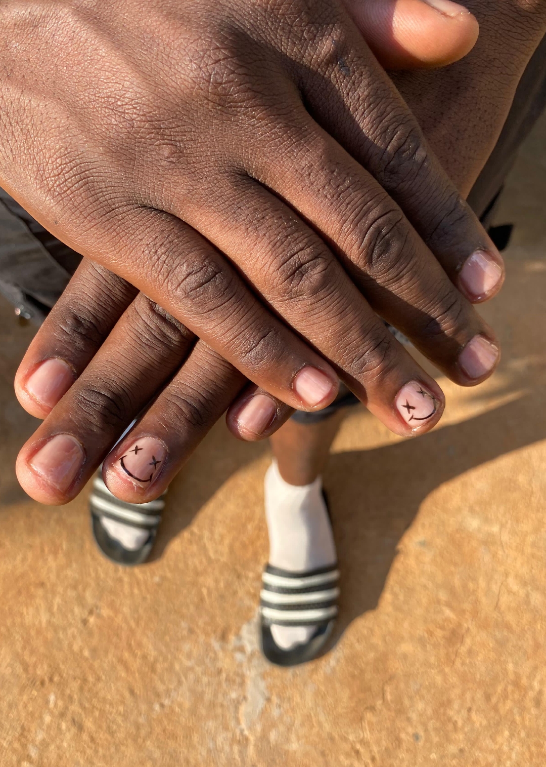 it's not being gay🥹❤️ vhathu vha western'i book you nails appointment @ 064 702 5659  #western #sinthumulekutama #hakutama #nailtechsa🇿🇦 