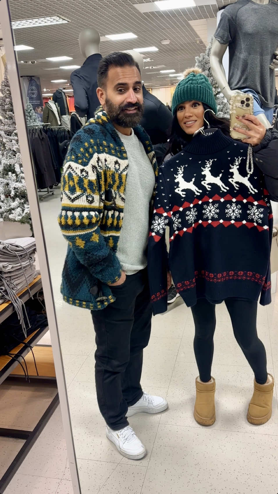 Part 2 of our day out together but this time is not me but hubby finally joins my haul journey! 🙌🏽😁  We practically moved into @Marks & Spencer with him trying on every jumper in sight Christmas jumpers, knitwear you name it! 🧶come see if i can finally make shopping / retail therapy a ‘we’ thing and not just a ‘me’ thing 😁😄😉 #fyp #marksandspencer #mands #marksandspencerhaul #christmasjumper #knitwear #dayinmylife #couplegoals #husbandwife #husbandwifegoals #birmingham #merryhill #christmasshopping #christmashaul 