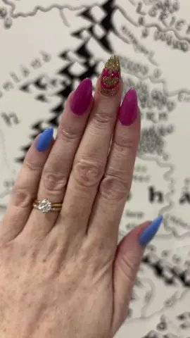 Jinx nails for #CheckpointRivington in London yesterday ✨🩷💙