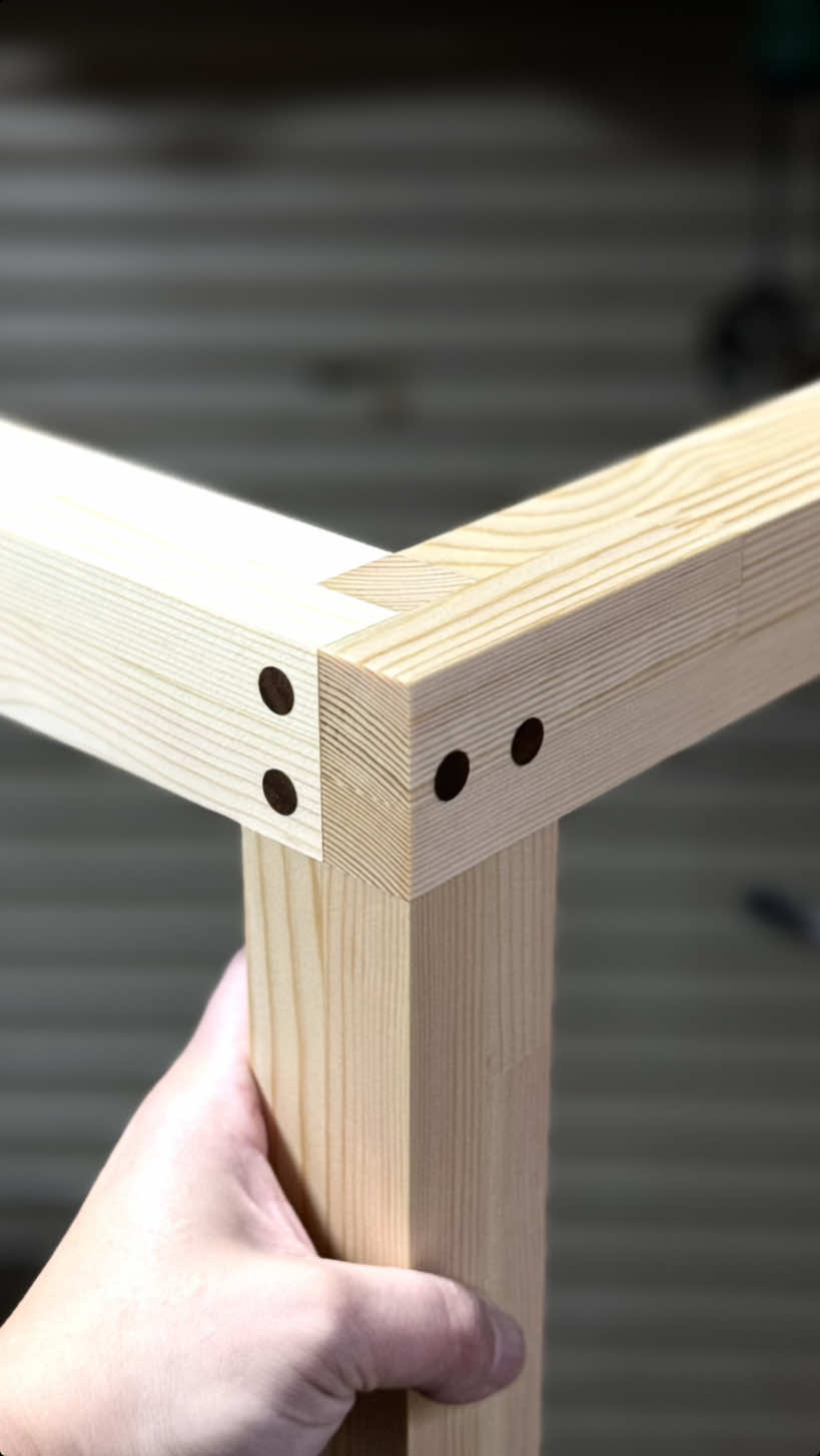 I made cross rail and upright halved joint #woodworking #woodworkingtips #DIY #jig #joint 