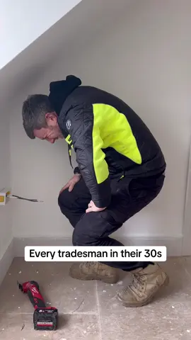 Back and knees gone #electrician #tradesman 
