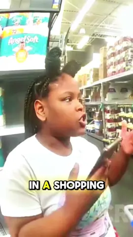 Irate Woman Completely Explodes in Walmart Shopping Isle #cops #police #viral #usa #flyp 