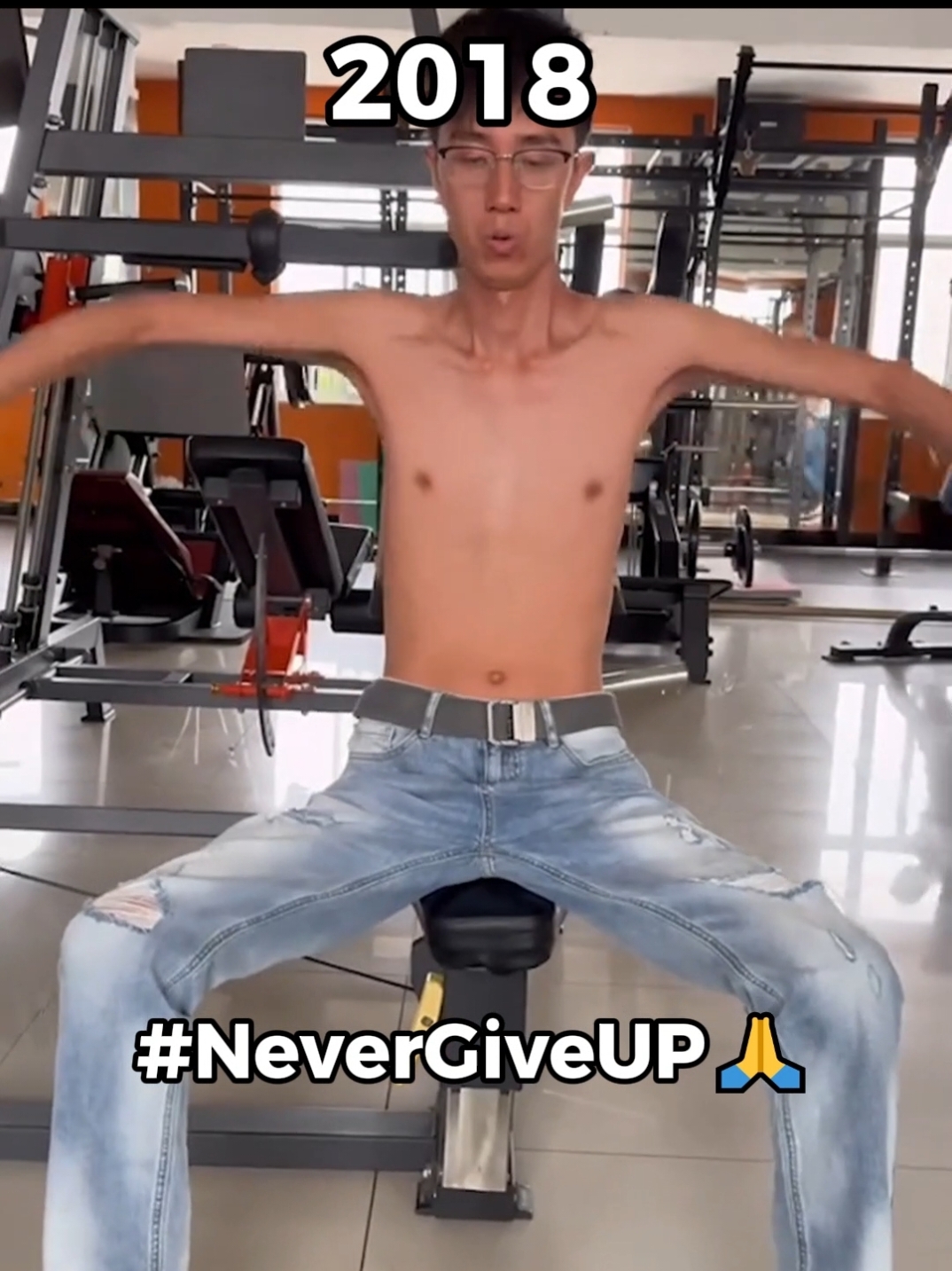 NeverGiveUp 🗣️🦾: #gym #gymbros #lobunofitness #nevergiveup #glowupchallenge #mewing