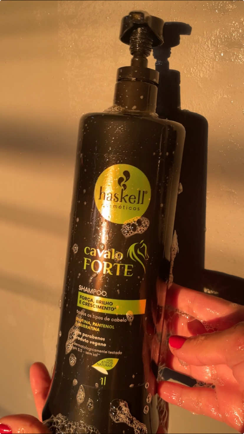 Queda de cabelo nunca mais!!! Com o shampoo Cavalo forte da @Haskell Cosméticos é possível restaurar profundamente os fios, além de auxiliar no crescimento. Já experimentou? me conte nos comentários. #ugc #haskell #ugccreator #ugcbrasil