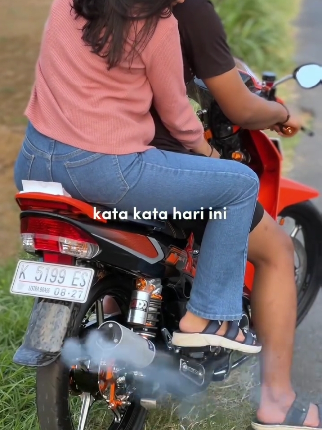 Aawwwhhh🤩💗 . #fizr #fizrindonesia #fizr_2stroke #fizrmodifikasi #fizrkalimantan #fizrmania #viral #katakata #viralvideo #viraltiktok #trending  #foryou #foryoupage #fyp #fypage 