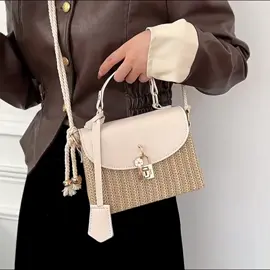 Combine sua moda com uma verdadeira obra de arte. Conheça a Bolsa Caixa Palha e encante-se ❤️ #bolsatransversal #bolsafeminina #bolsafemininas #bolsas #moda #fy