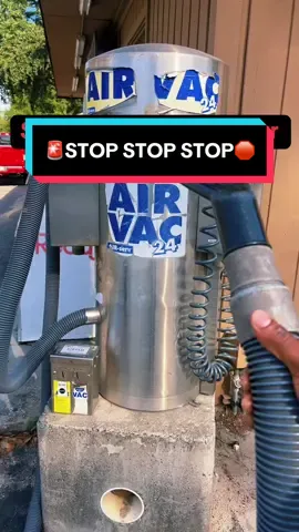 Vacuum your car fast and effective #TikTokMadeMeBuylt #viral #viralvideo #tiktokblackfriday #tiktokblackfridaysale #tiktokcybermonday #vacuum #vacuumcleaner #clean #car #carvacuumcleaner 