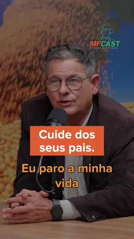 Cuidar dos nossos pais é um privilégio. Walter Celani nos emociona ao compartilhar sua experiência de cuidar de seu pai. Ele relata um episódio marcante que viveu quando seu pai adoeceu, e um conhecido sugeriu que ele o colocasse em um asilo. Walter responde que Deus nos dá a oportunidade de cuidar dos nossos pais na velhice, e que esse é o verdadeiro legado que podemos deixar. E você, já teve o privilégio de cuidar dos seus pais? Siga o perfil: @mfcast_ Para assistir ao episódio completo, acesse o nosso canal no YouTube e pesquise por: MF Cast 88 Host: Roberto Fabrizzi Lucas e Walter Celani @robertoflucas @waltercelanijunior Convidado: Fred Mendes @nelorevrjo @fredc_mendes . . . . . . . #agro #agronegócio #pecuária #mfcast #empreendedorismoagro #grupoVRJO #inspiração #agropecuária #familia #pais #filhos