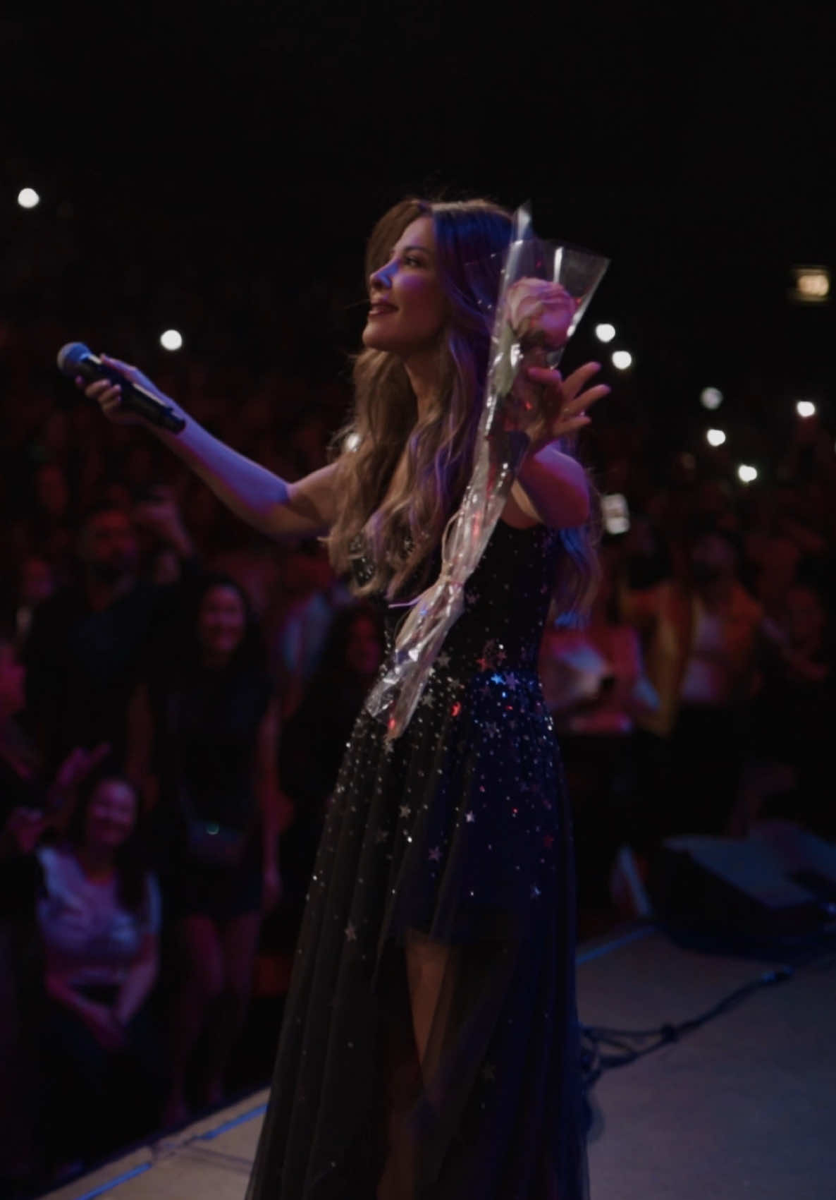 From last night in Paris 🎶🌟🇫🇷  #NancyInParis #NancyAjram #نانسي_عجرم