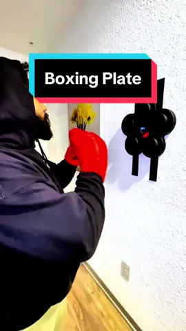 Easy was to train for boxing #boxing #training #boxingmachine #tiktokblackfriday #tiktokcybermonday #giftguide #holidayhauls #ttstakeover 