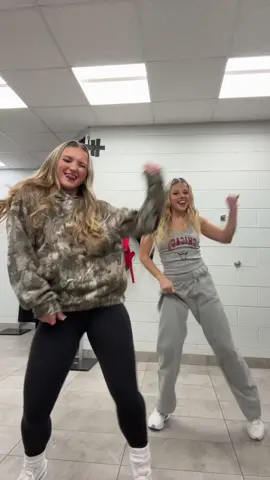 You know we had to hit this @Annaliese #foryou #dance #nbadancers 