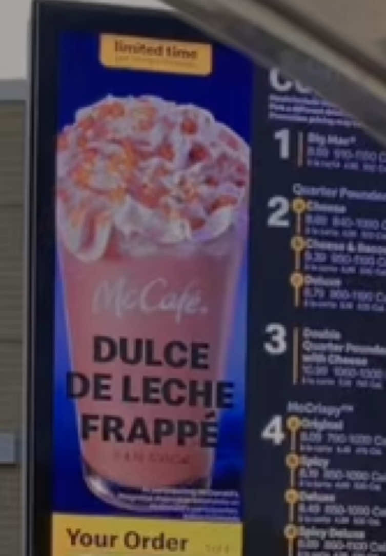 JAJA😂Esta bien rico el nuevo frappe de duice de leche😍🧋#mcdonalds #newfrappe #dulcedeleche #viralvideo #paratii #fyp 