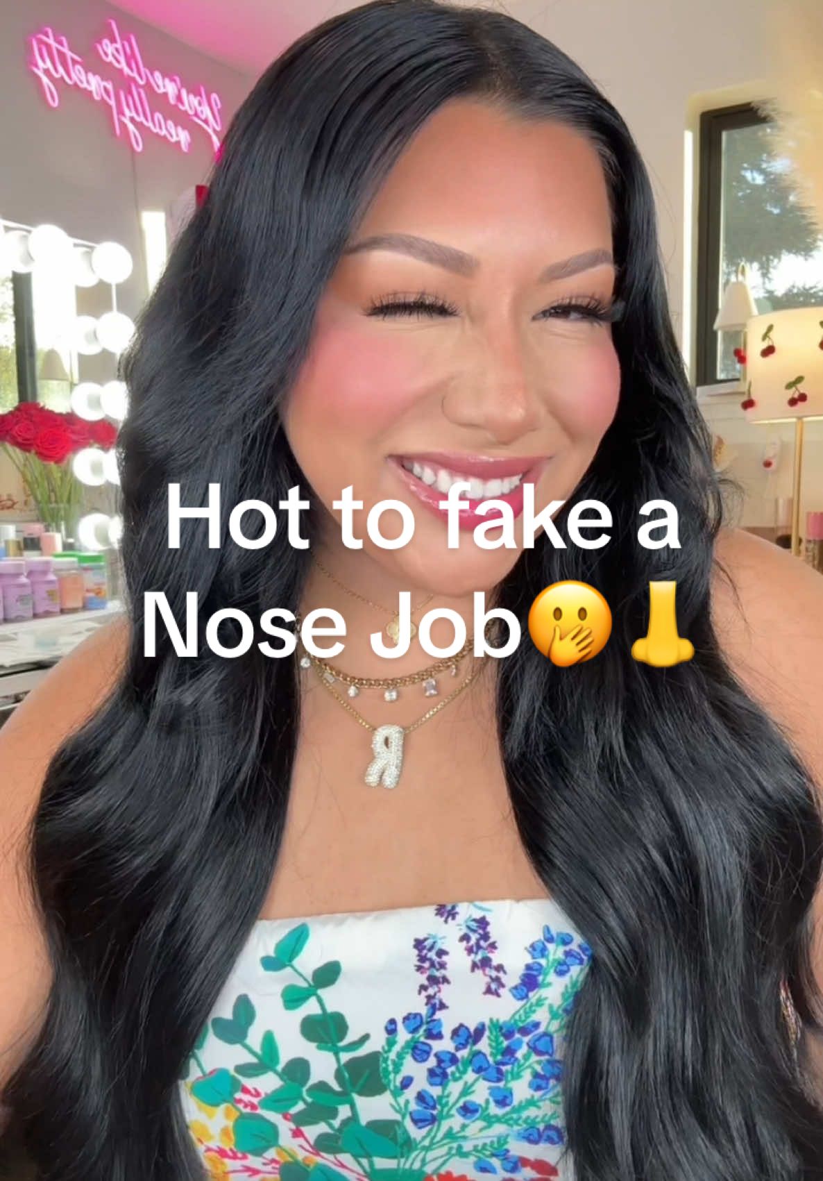 How to fake a nose job🤭🤭🤭👃 #nosejob #nosecontour #makeuptutorial #tutorial #makeuphacks #makeup 