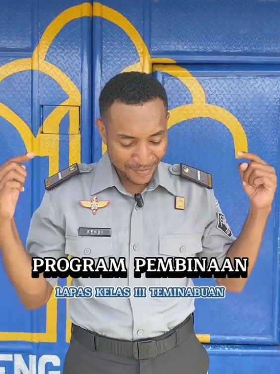 Halo sobat Lapas Kelas III Teminabuan, sudah pada tau belum kegiatan-kegiatan yang di lakukan oleh warga binaan di Lapas Kelas III Teminabuan…? Berbagai Program Pembinaan Kemandirian bersertifikat diterapkan di Lapas Kelas III Teminabuan Mulai dari membuat kerajinan tangan, pangkas rambut, pencucian motor, bengkel kerja, pembuatan paving blok dan gorong-gorong serta masih banyak lagi, Kegiatan Program Pembinaan Kemandirian bersertifikat  ini bertujuan untuk menjadikan warga binaan menjadi manusia yang berkompeten agar mampu terintegrasi secara wajar dalam hidup dan kehidupannya kelak setelah selesai menjalani masa pidananya dan bergabung di kehidupan masyarakat. #fyp #fypシ゚ #lapasteminabuan #prisonteminabuan #masukberanda 