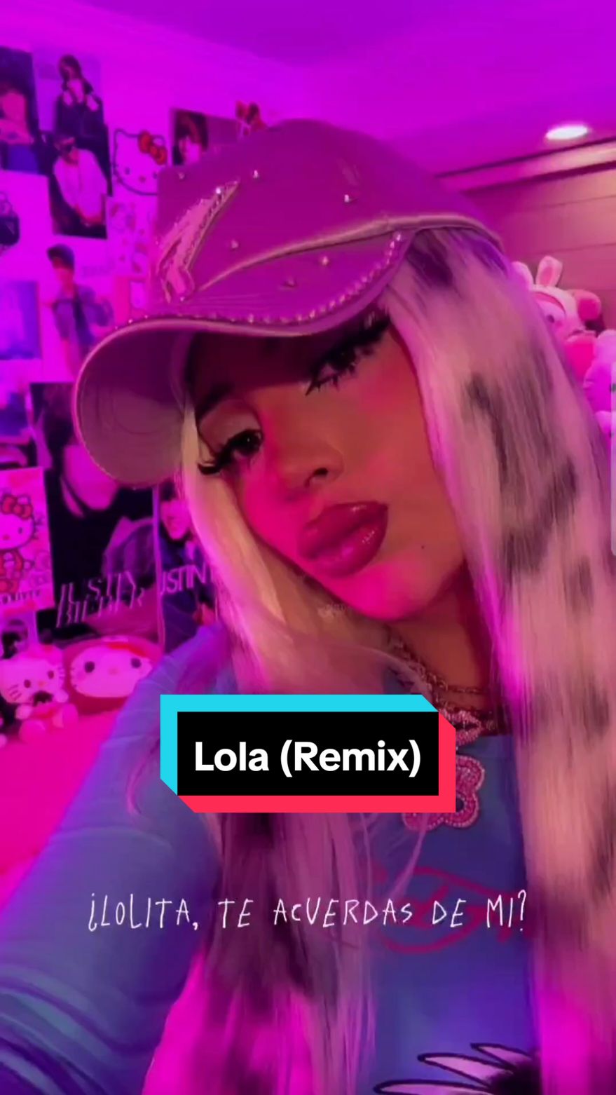 Jedis, Gote y Bellakath, hicieron el remix de una clásica en el Reggaeton de Antaño, Lola, después de casi 18 años del sencillo original. Una vez más, La Chica de las Poesías, la está rompiendo duro en el género, afianzandose como la Reina del Reggaeton Mexicano - #lolaremix #bellakath #jedis @BELLAKATH 👸🏻 