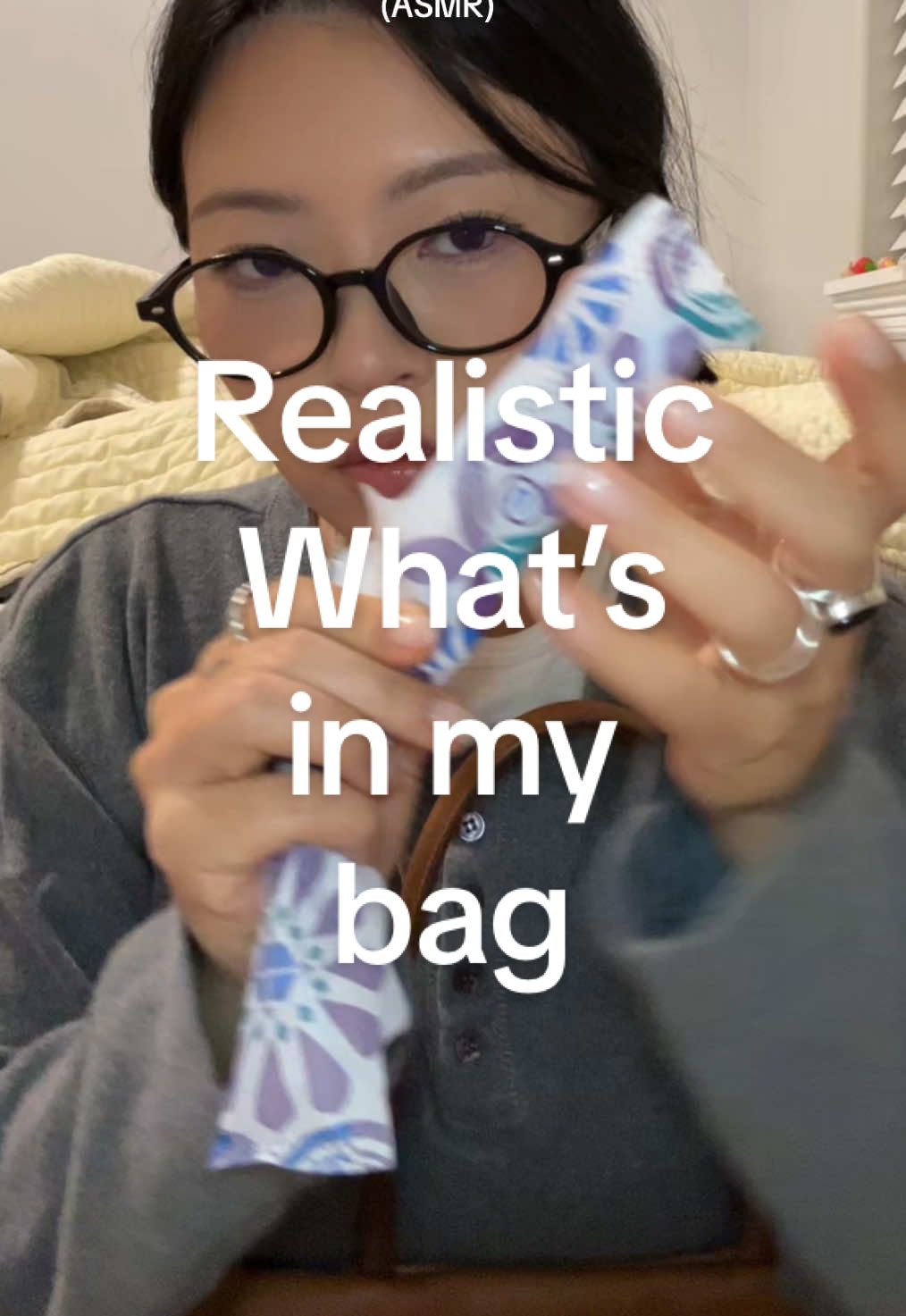 I just woke up from a nap and wanted to do a realistic whats in my bag 🤓  #whatsinmybag #realistic #fyp #asmr 