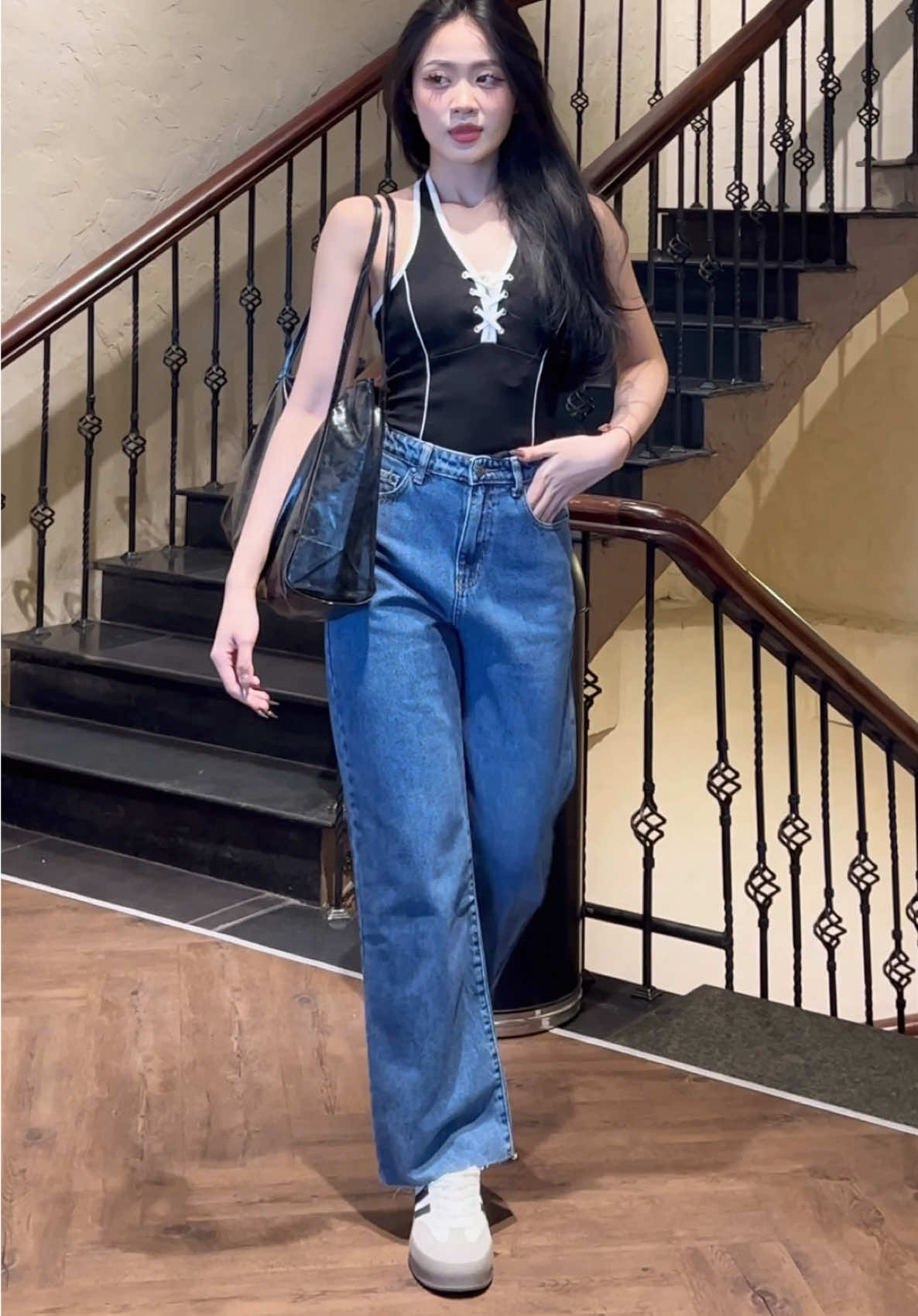 Sapphire Blue Wide Leg Jeans - The Perfect Pair #aaajeans #casualoutfits #skinny #OOTD #Lifestyle #trending #thoitrang 