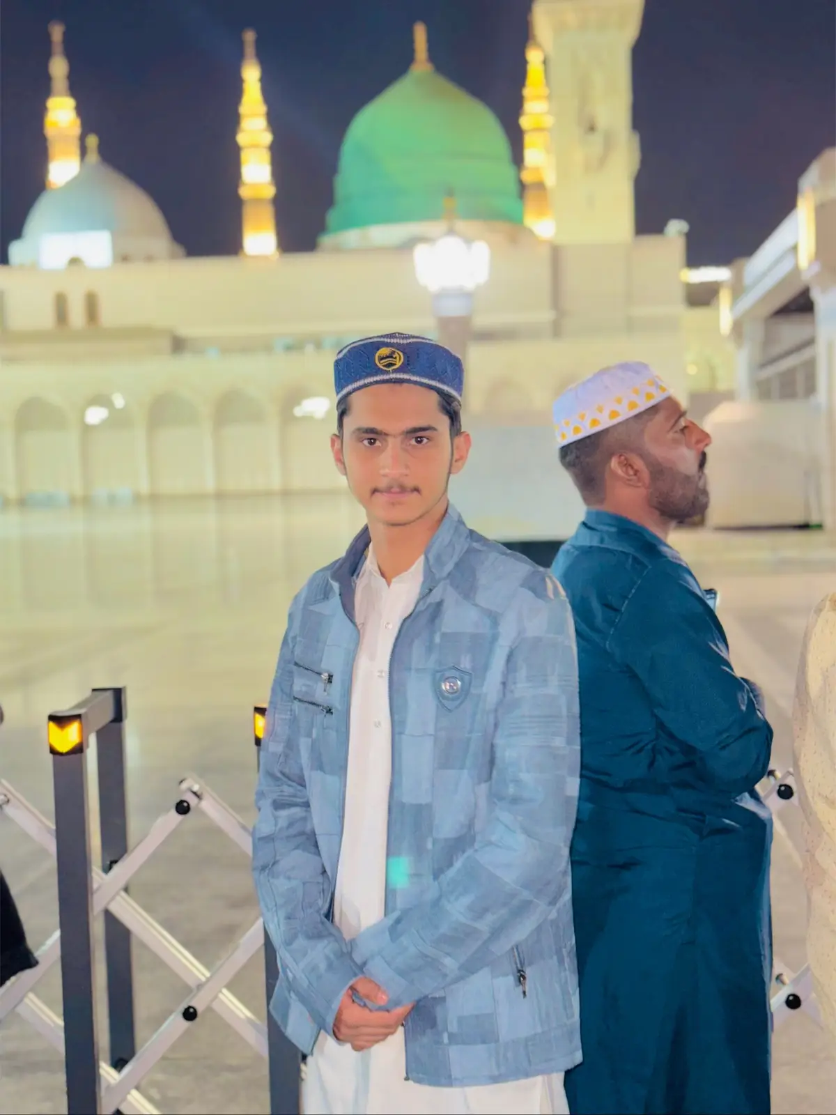 #madina #allah tara shukr ha #🤲🏼🤲🏼🤲🏼🤲🏼🤲🏼🤲🏼 #عمر۔بوائے،پاکستانی❤️🇵🇰✌️🇸🇦saudiarbiariyadhdriver #subhallah❣️🥰😊  #subhallah❣️🥰😊💞 @🅲🅷 🆄🅼🅰️🆁 🅼🅰️🅽🅹 @TiktokPakistanOfficial @TikTok @🅲🅷.🆄🅼🅰️🆁.🅵🅰️🆁🅾️🅾️🆀 @🌸 🆄🅼🅰🆁 🅵🅰🆁🅾🅾🆀 🌷 