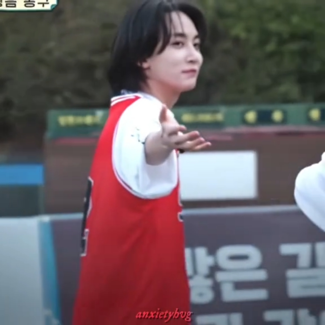 #JEONGHAN: guys, meet my athletic military boyfriend 🤭‼  #정한 #yoonjeonghan #jeonghanedit #yoonjeonghanedit #세븐틴 #seventeen #seventeen17_official #svt #seventeenedit #svtedit #kpop #kpopedit #carat #jjongjjeongiefan #fyp 