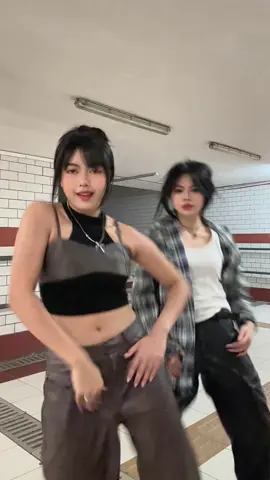 大数据把我推给女生好吗 #fernwang #dancechallenge 