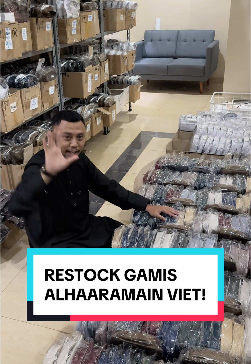 Alhamdulillah viet alharamain sudah restock kembali guys. Langsung aja di check out keranjang kuningnya. #alharamain #thobe #gamis #restock 