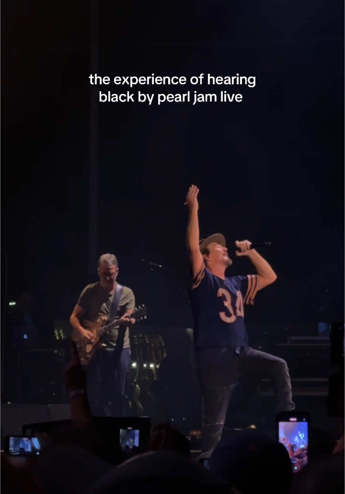 literally the best song ever i got chills and sounds just like he did on the record @Pearl Jam #pearljam #pearljamblack #black #ten #vitalogy #darkmatter #darkmattertour #pearljamtour #melbourne #australia 