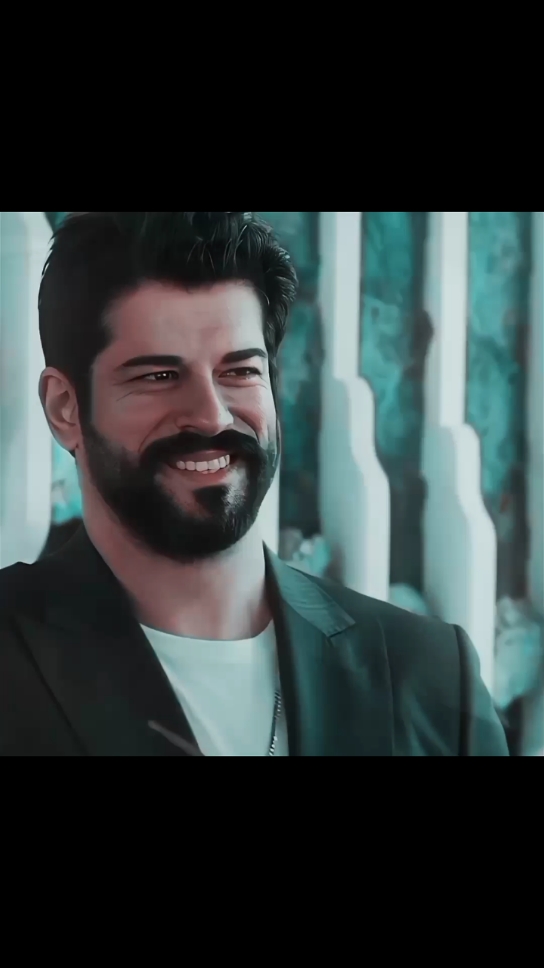 Burak Ozcivit No 1 Actor In The World. 😎💯❤️ #video #100k #viral #500k #grow #account #fly #burakozcivit #kurulusosman #yigitucanfans🇵🇰🇹🇷 #osmanbey #boranghazi #buraközçivit #burakozcivit🌟❤️ 