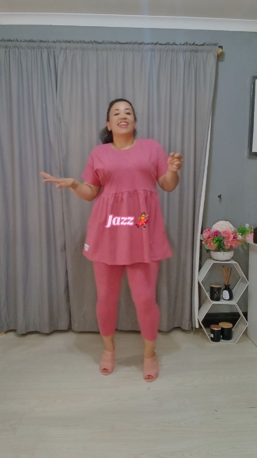 Replying to @lucykhan636 Tell your brother I say hi 😜 #jazzwithnixi #learntojazz #capetownjazz #capetowngirlinjohannesburg #capetoniangirl #jozigurl #nothingbutlekkervibes  #myvibemydecision #nixidee #phatgalfashion #youredopeacceptit #ilooklekker #imjustlekker #thevixen🦊 #naughtynixi😈 #sassynixi 