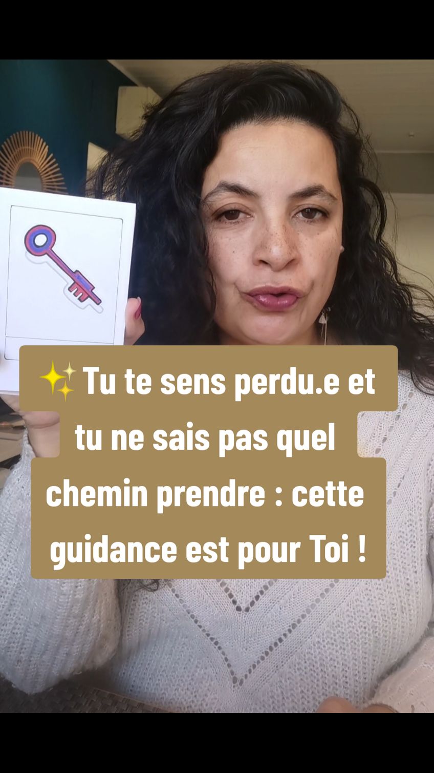 🎁Pour un RDV lien Linktree sur mon profil. Pour une carte-cadeau, contacte-moi ! #oraclereading #guidance #tiragedecarte #messagedujour 