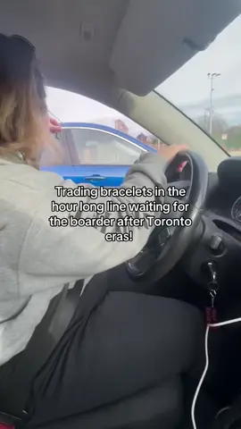 Made @Chloe (Taylor’s Version) do the work as the driver but had to do something fun while waiting! @Shayla | SwiftTok #torontotstheerastour #TSTheErasTour #swiftie 
