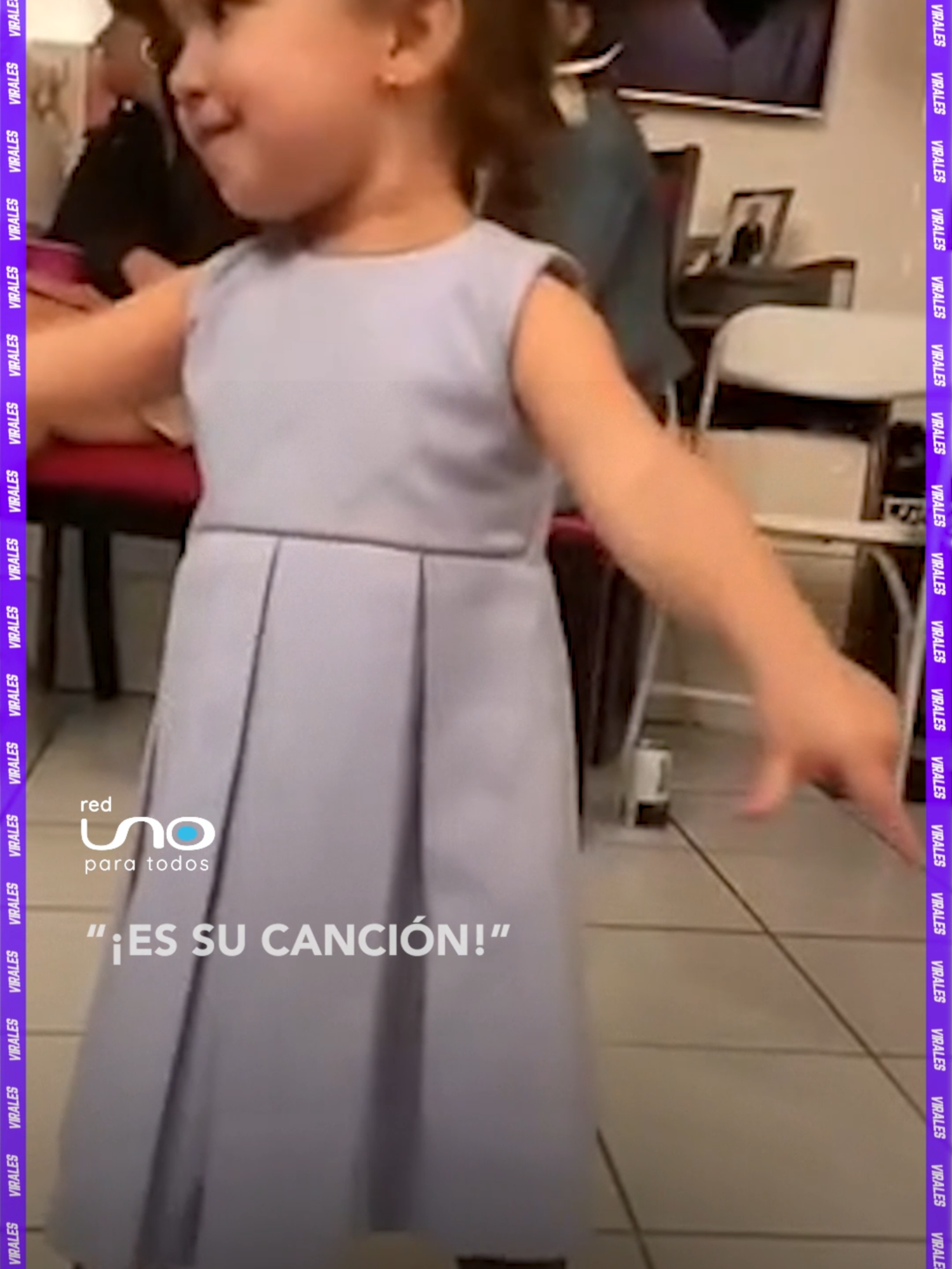 #Virales I Una niña fue grabada mientras mostraba su coreografía al ritmo de Chayanne-Salomé. ▶️ Más información en www.reduno.com.bo #RedUno #RedUnoDigital #Notivisión #NTVInforma #Bolivia #Niña #Chayanne #Ternura #Coreografia