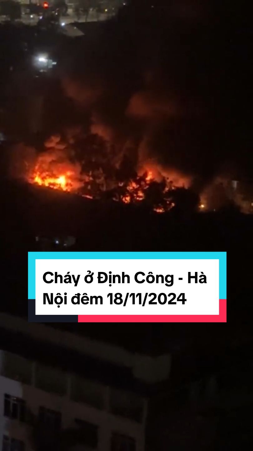 🔥 ở Định Công, thấy bảo xưởng gỗ 🥴 #SanTin #Chay @Bố Bánh Bao @Bánh Bao 0822 @Báo vỉa hè 