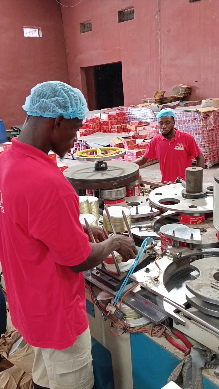 Thank God 🙏, I finally got employed @Startomatopaste. it a privilege been an employee  of one on the best and renowned tomato company in the whole of African.  Thanks  @Acoi_mindset  #MadeInNigeria #TasteTheDifference #fyp #newpost #viral #duet #TasteTheDifference #MadeInNigeria #StarTomatoesPaste #Love