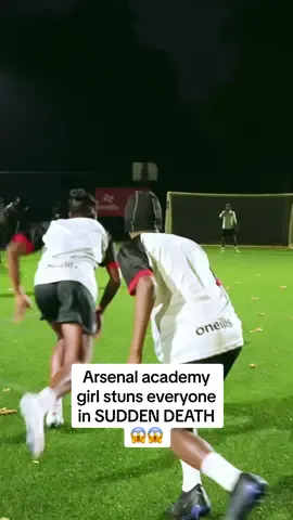 Arsenal girl @anni_hilator8 stuns everyone in SUDDEN DEATH thriller😱😱 Full video out on our channel @thestreetzfootball TOMORROW 6PM! 📺 Do not miss this movie!🍿🎥  #1v1 #thestreetzfootball #1v1 #skills #girlacademy 