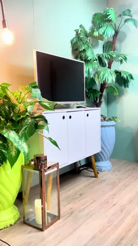Transforme sua sala com o Aparador mais vendido da Bonatto! 🏠✨ Versátil e elegante, ele funciona como aparador, buffet ou até estante. Ideal para sala de TV ou sala de estar, combina estilo e funcionalidade, deixando tudo mais organizado. Não fique de fora, garanta o seu! 💡   #Aparador #maisvendido #saladetv #saladeestar #buffet #estante #moveisbonatto