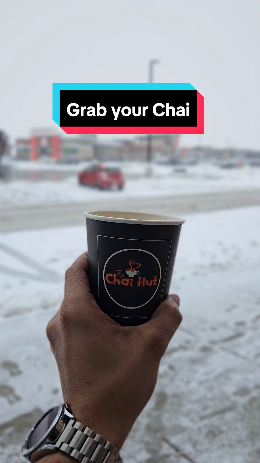 #CalgaryCafe #snow #calgarysnow❄️  #fouryou  #snowoutside  #todaysnow #chai  #karak  #warm 